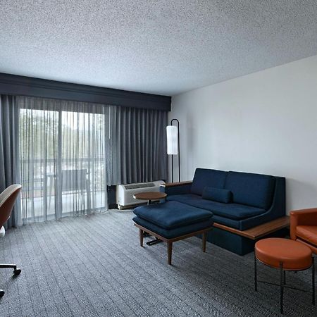 Courtyard Houston The Woodlands Hotel Екстериор снимка